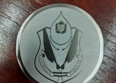 egyediermek_egyedi_erem_keszites_savmarassal (1)