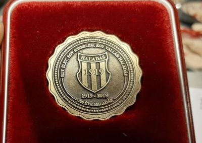 haladas_ontott_erem_egyediermek.hu